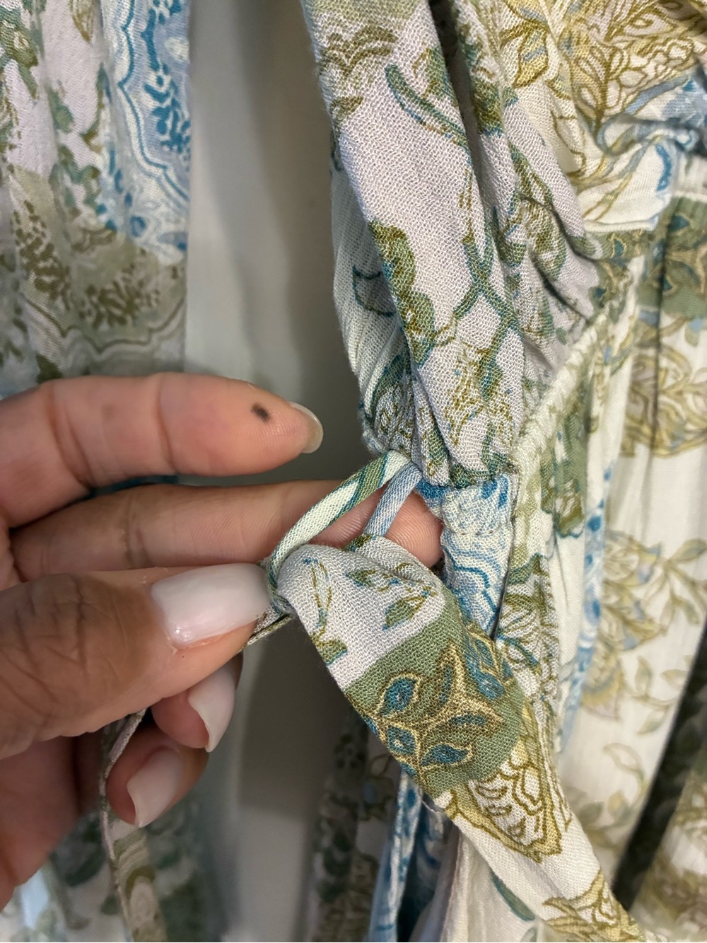 VICI Boho Patchwork Floral Paisley Print Romper, Cowgirl Coastal
Y2K - Picture 4 of 8